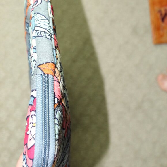 NEW Vera Bradley Floral 16"x12" Quilted Laptop Sleeve Case Bag Green Blue - Picture 4 of 6